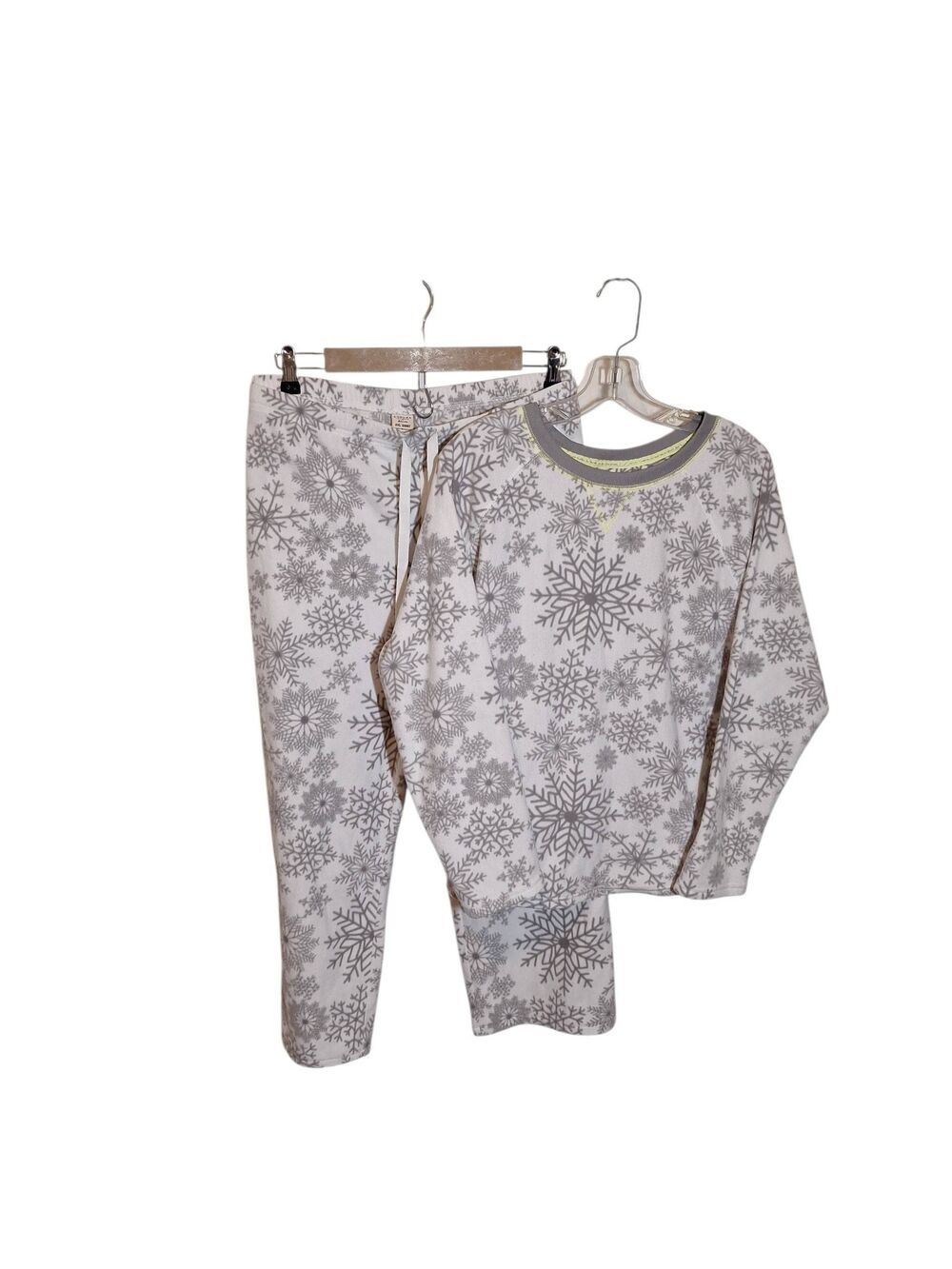 Snowflake Fleece Pajama Set short